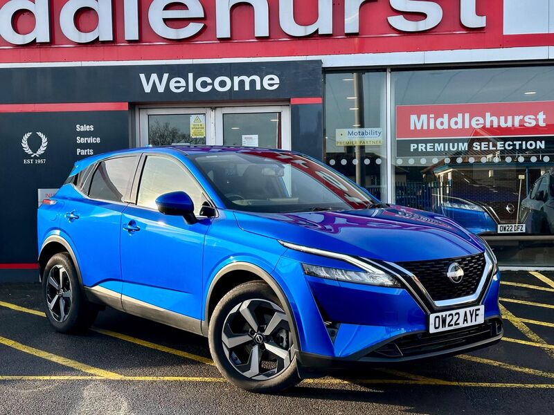 Used NISSAN QASHQAI 2022 Blue in St. Helens, Merseyside Middlehurst