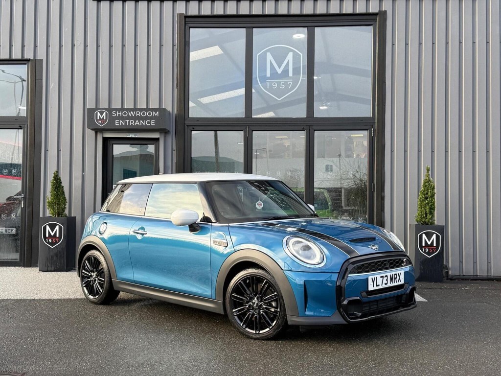 2024 MINI HATCH